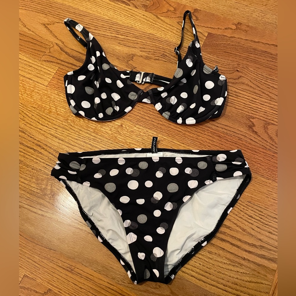 Jantzen two piece bikini black & white polka dot swimsuit